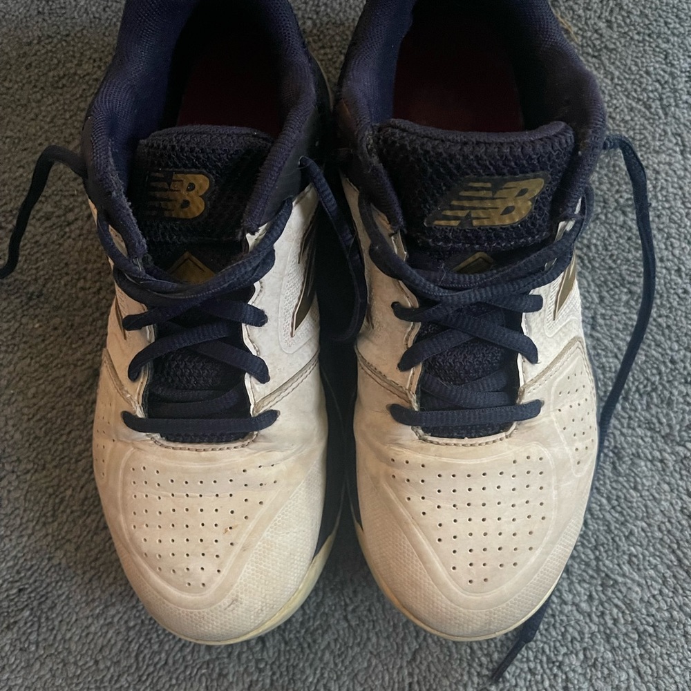 New Balance Turf Shoes size 6